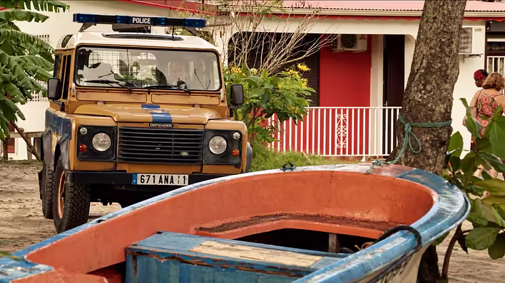 «Смерть у раю» (Death in Paradise)