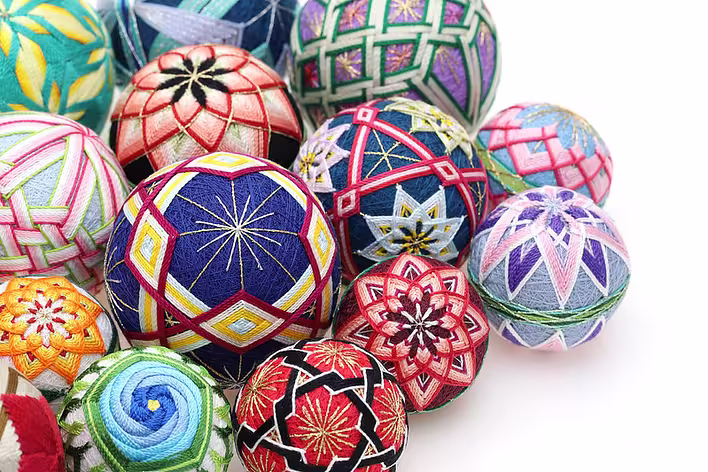 Temari-ball.jpg