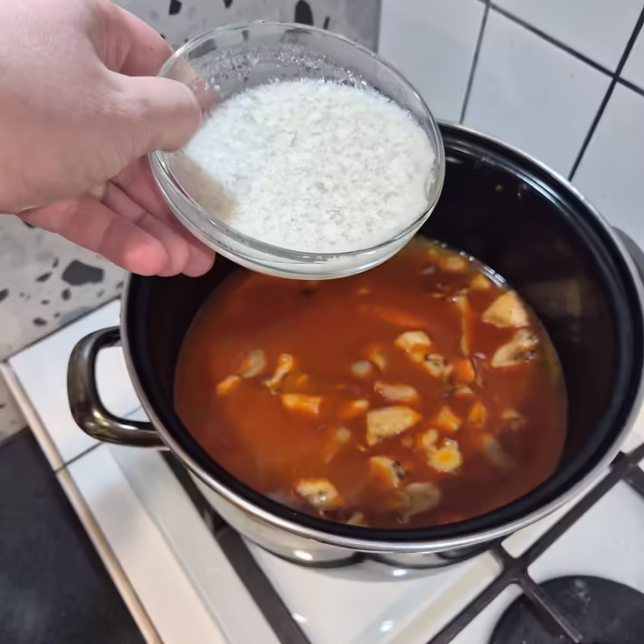 додаємо кокосове молоко