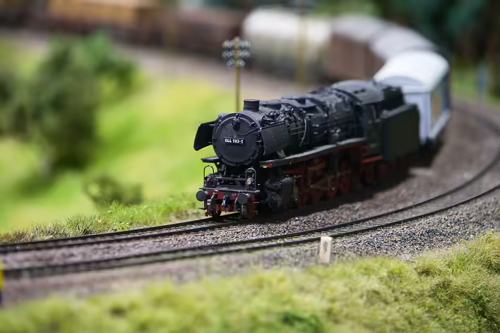 andreas-schmidt-cRYeCKJdU48-unsplash.jpg