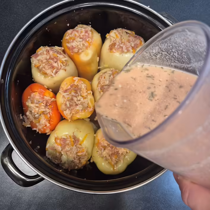 заливаємо соусом