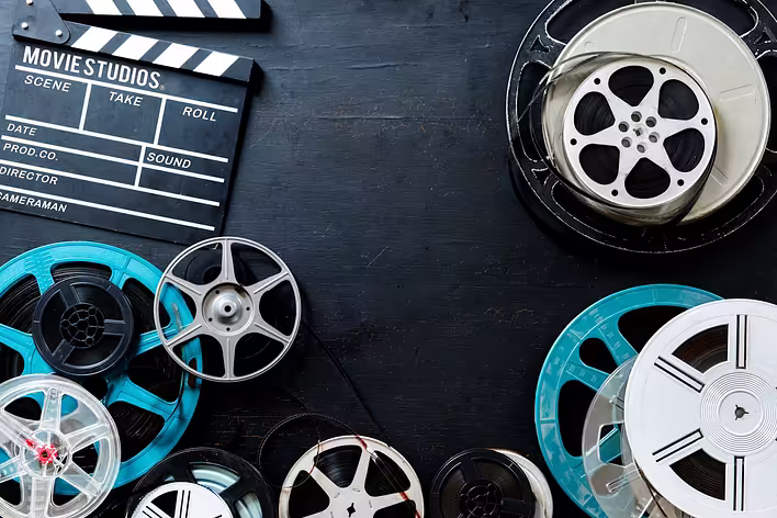 Warum das Kino als siebte Kunst bezeichnet wird und was die anderen Nummern bedeuten
