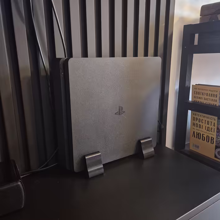 Vertikaler Standfuß für PS4