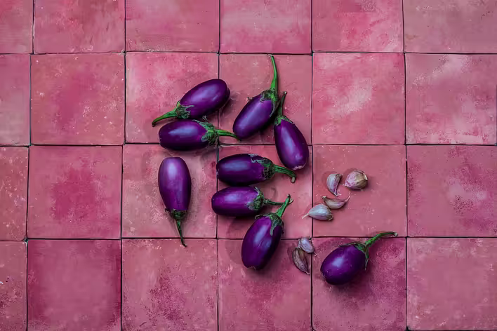 Not just purple: what eggplants are like and what dishes can be made from them