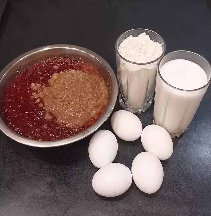 готова печінка з цибулею, до якої будемо додавати решта продуктів