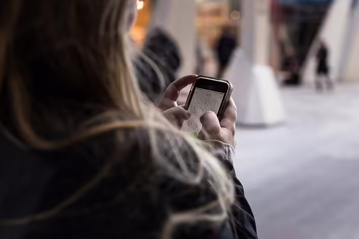 Що таке Смішинг/SMiShing?
