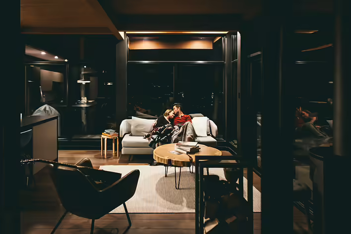 andrew-ly-xtZW-qSwf-A-unsplash.jpg