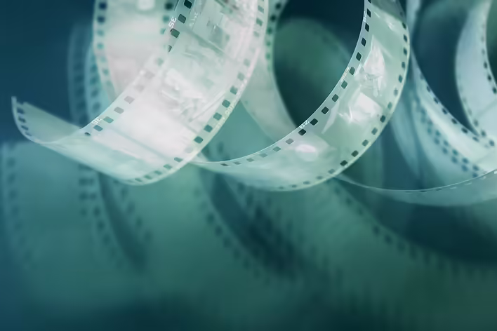Що означає Must-watch?